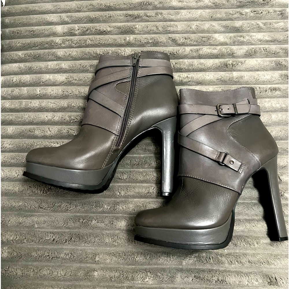 Gianni Bini Grey 4.5in Heeled Booties 9.5